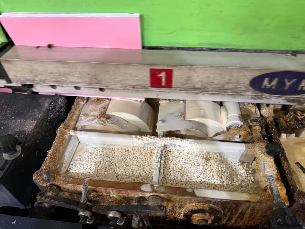 Process of Using Bookbinding Glue