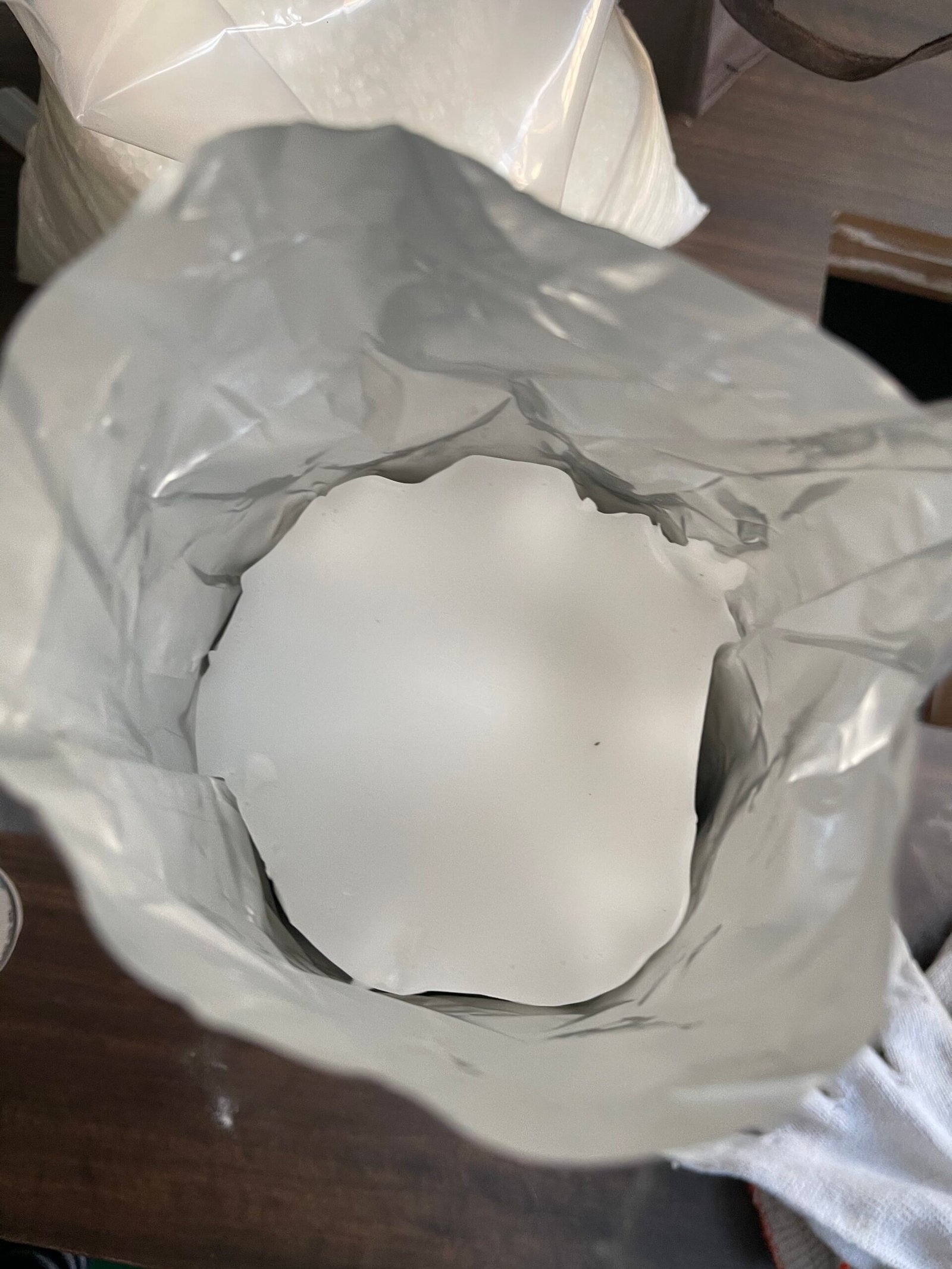 Pur hot melt adhesive sample