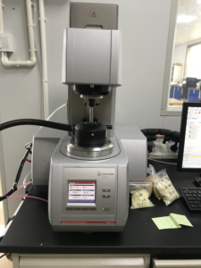 Viscosity rheometer test for hot‑melt adhesive