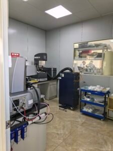 Industrial adhesive quality testing workstation